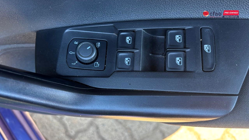 Photo 12 of 20