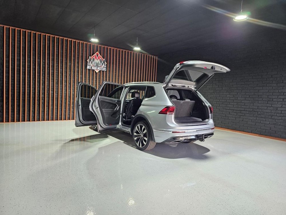 Photo 24 of 29