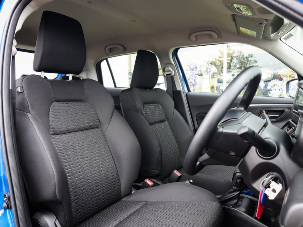 Photo 12 of 13