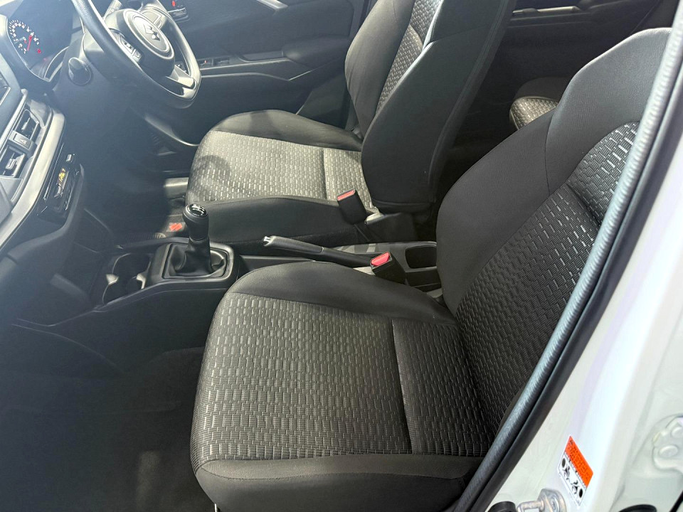 Photo 21 of 25
