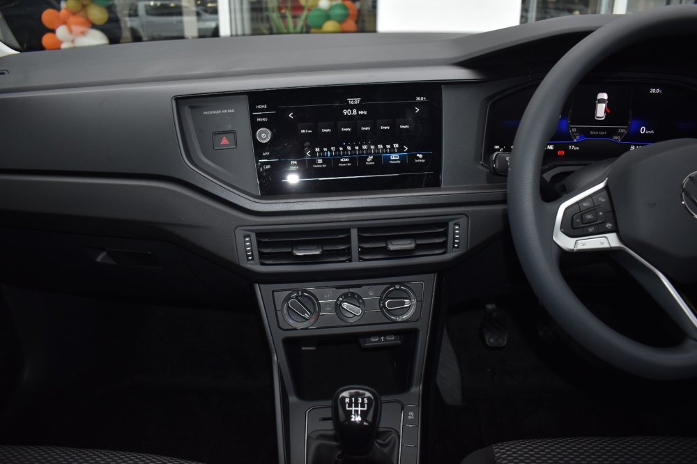 Photo 4 of 14