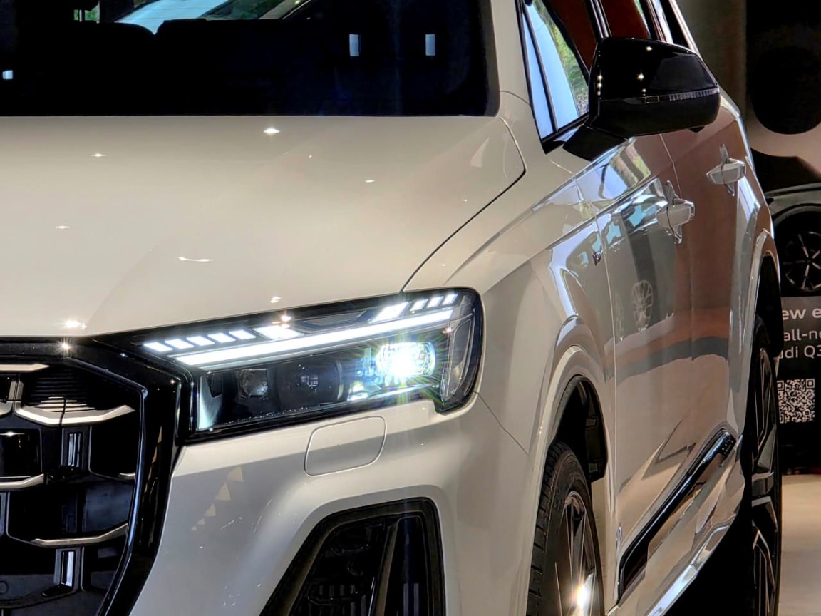 Photo 5 of 32