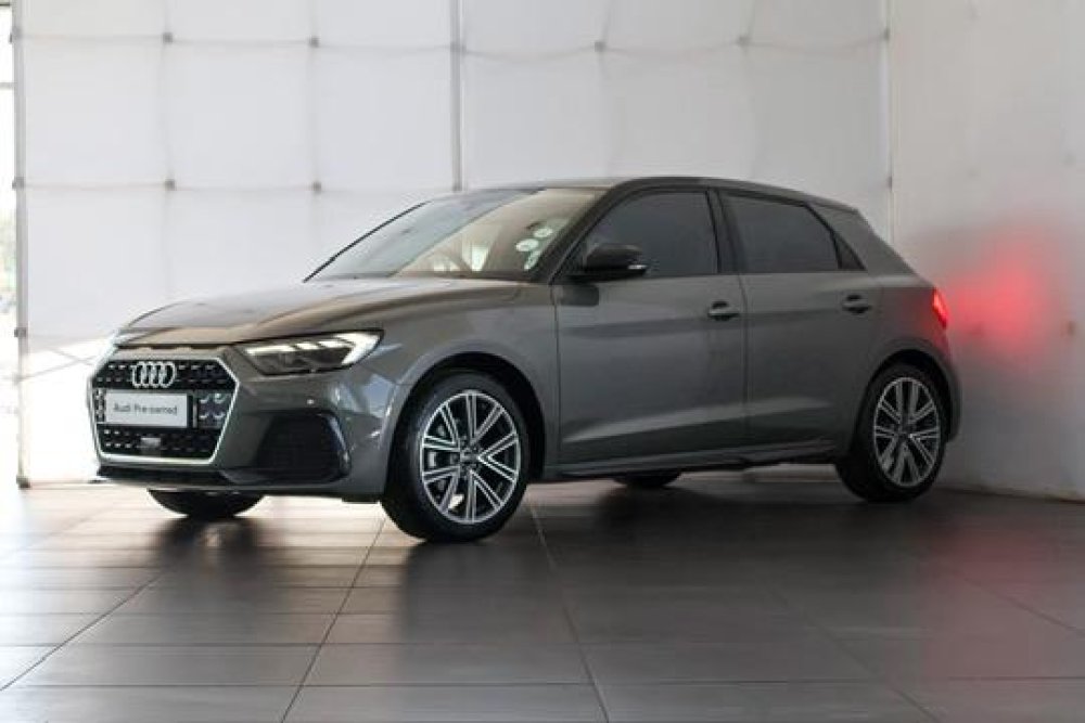Photo 4 of 25