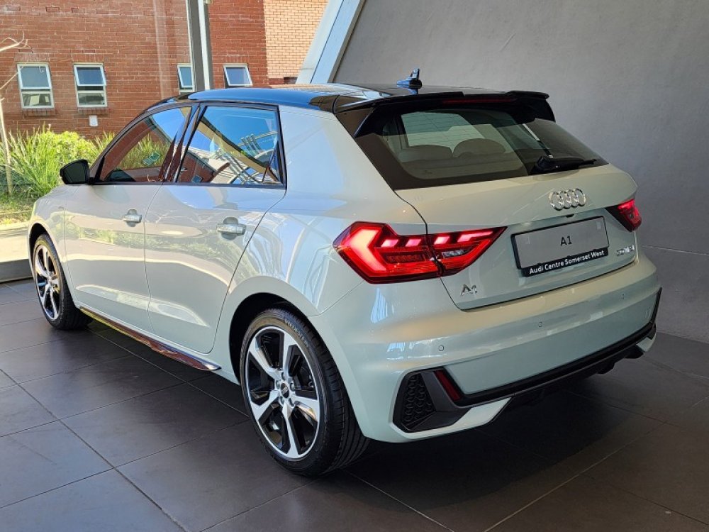 Photo 4 of 20
