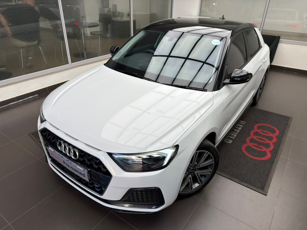 Photo 3 of 28