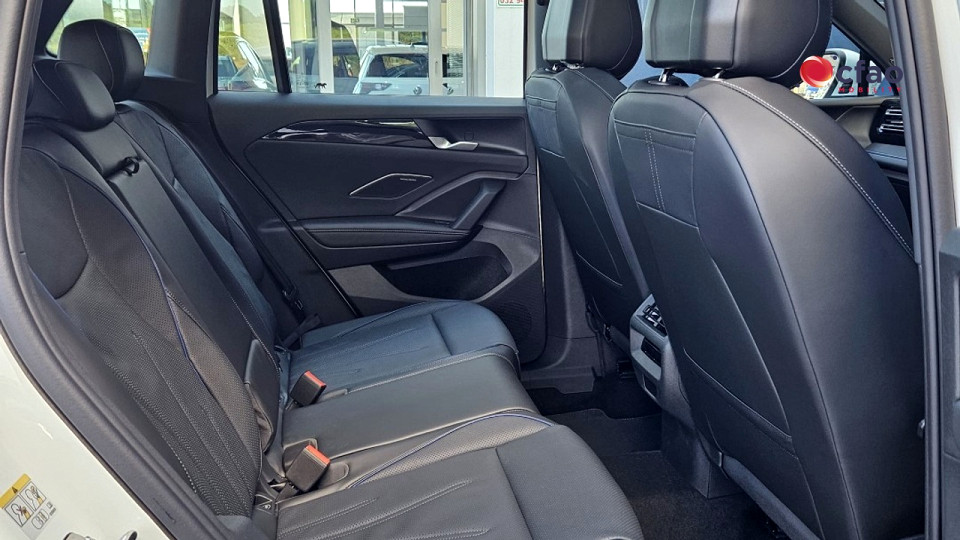 Photo 13 of 17