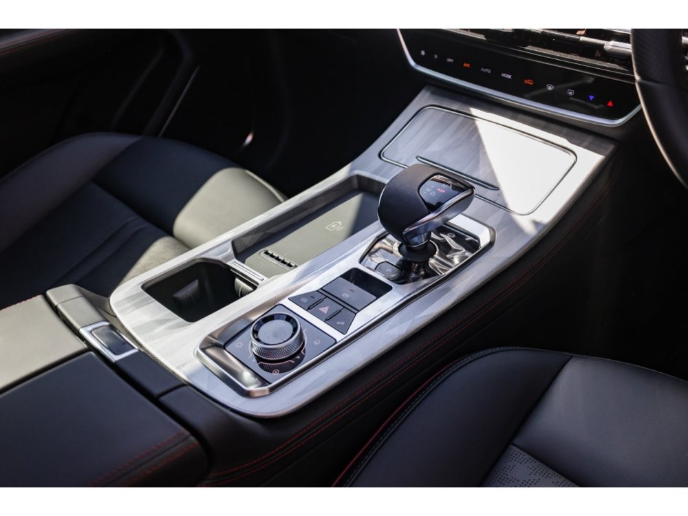 Photo 7 of 17