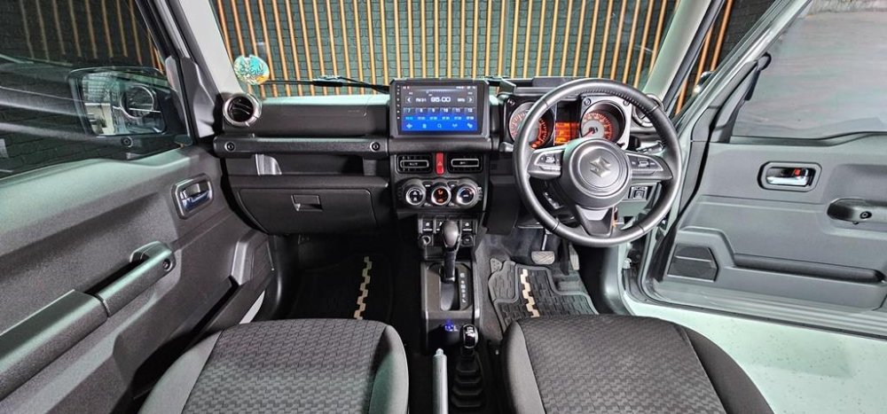 Photo 20 of 27