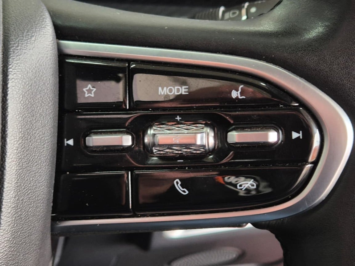 Photo 14 of 21