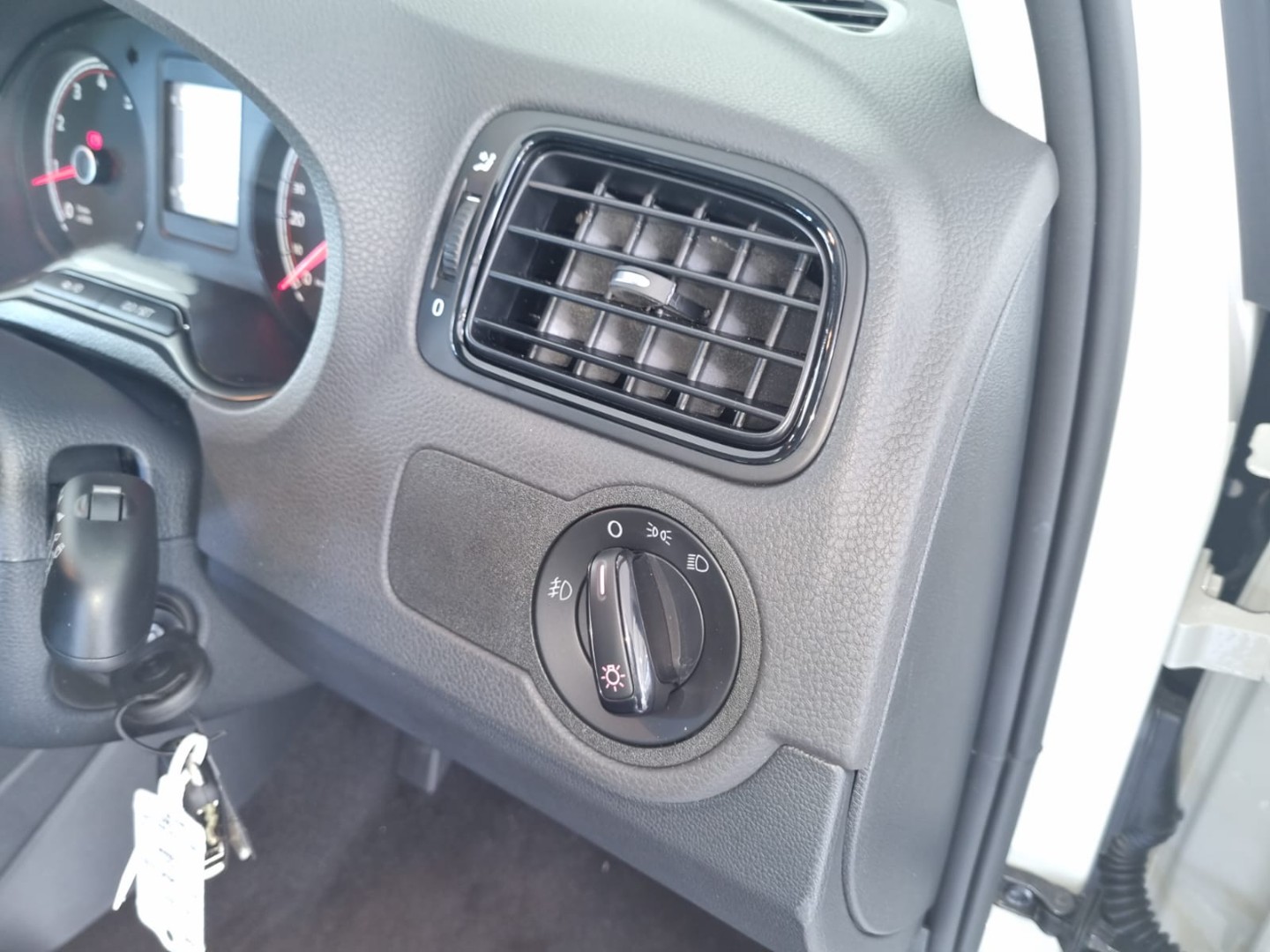 Photo 4 of 16