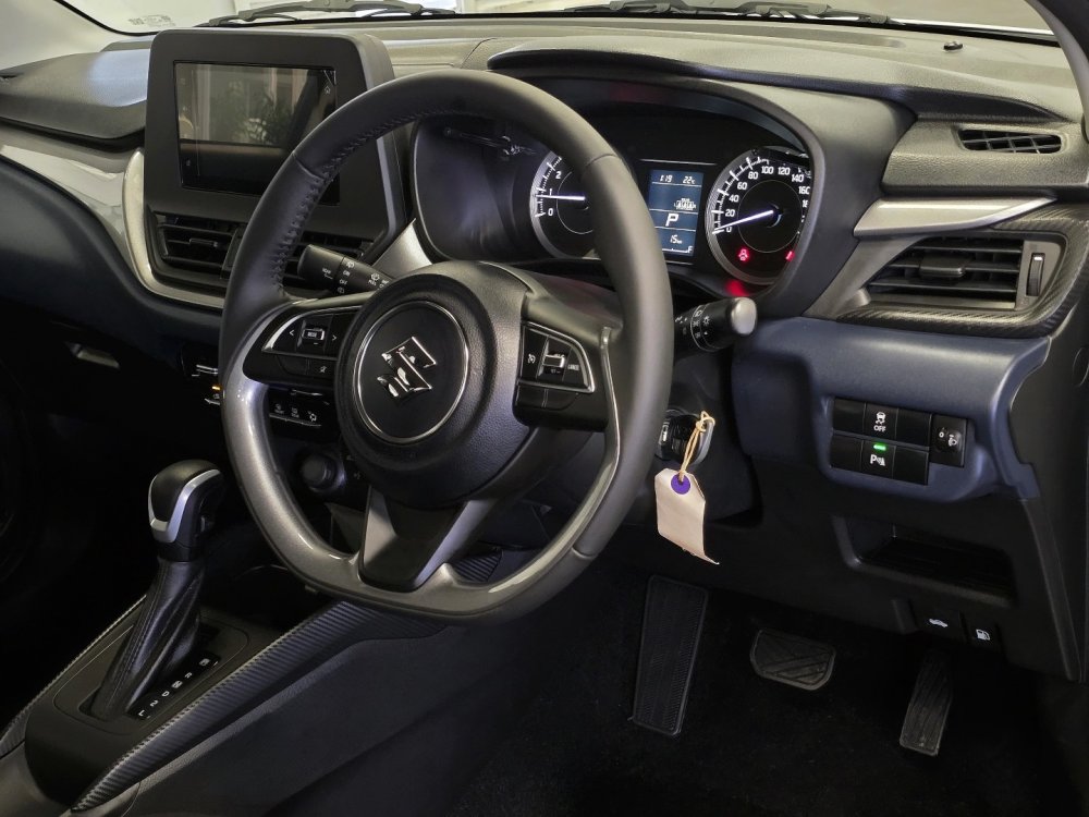Photo 19 of 25