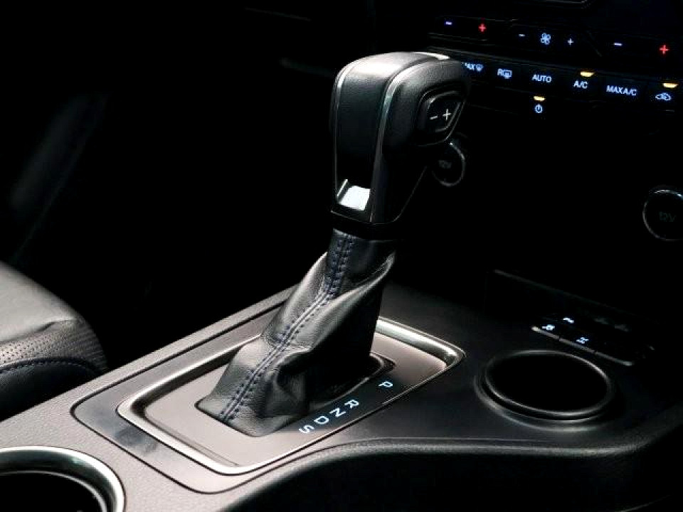 Photo 21 of 24