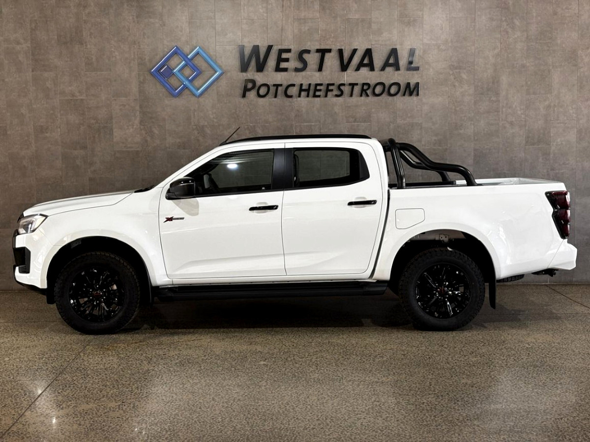 Photo 3 of 19