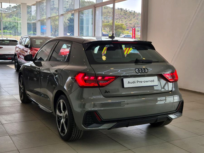 Photo 22 of 23
