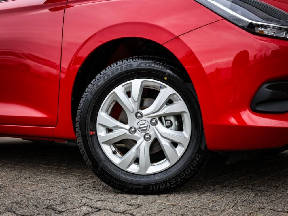 Photo 7 of 12