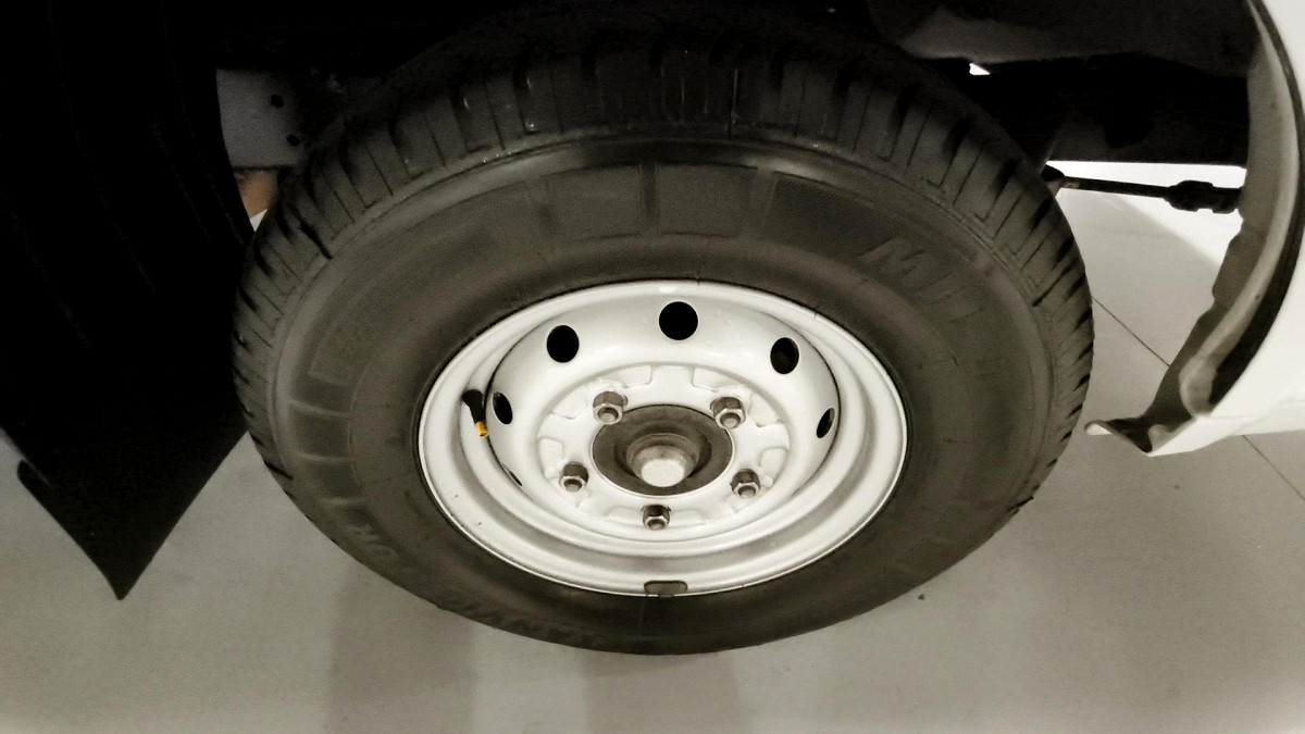 Photo 17 of 18