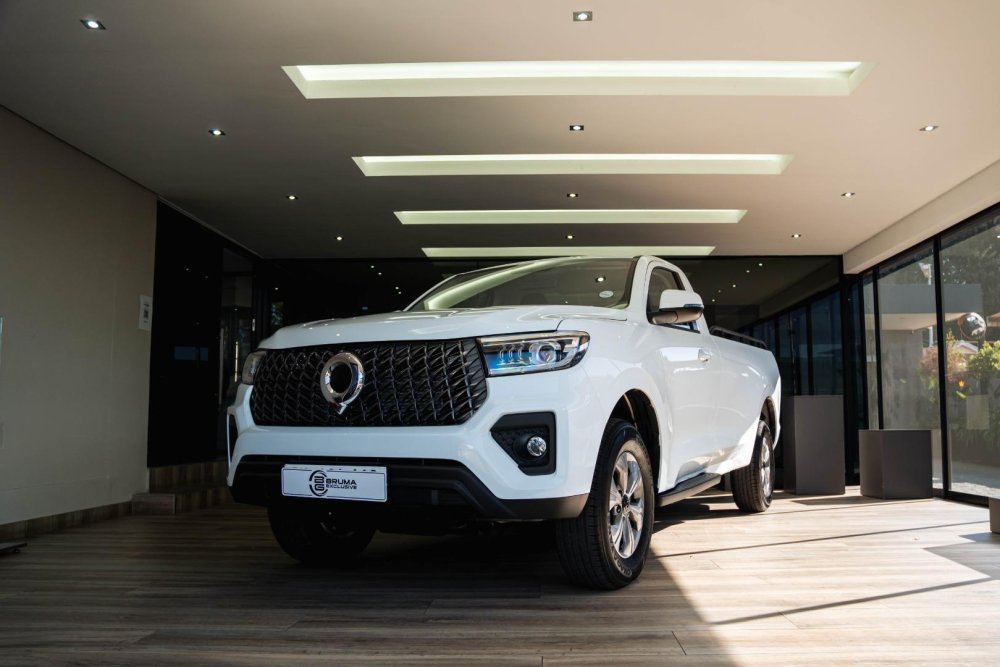 Photo 1 of 27