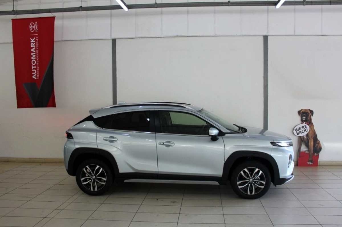 Photo 10 of 13