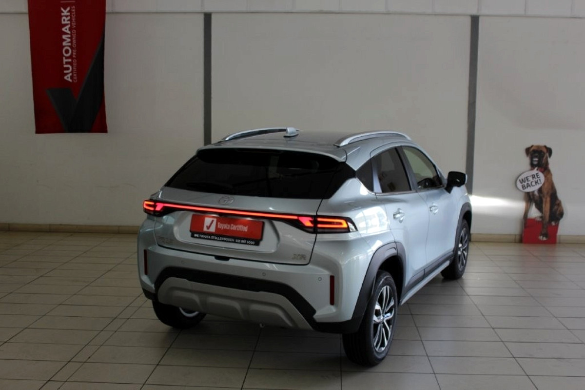 Photo 11 of 13