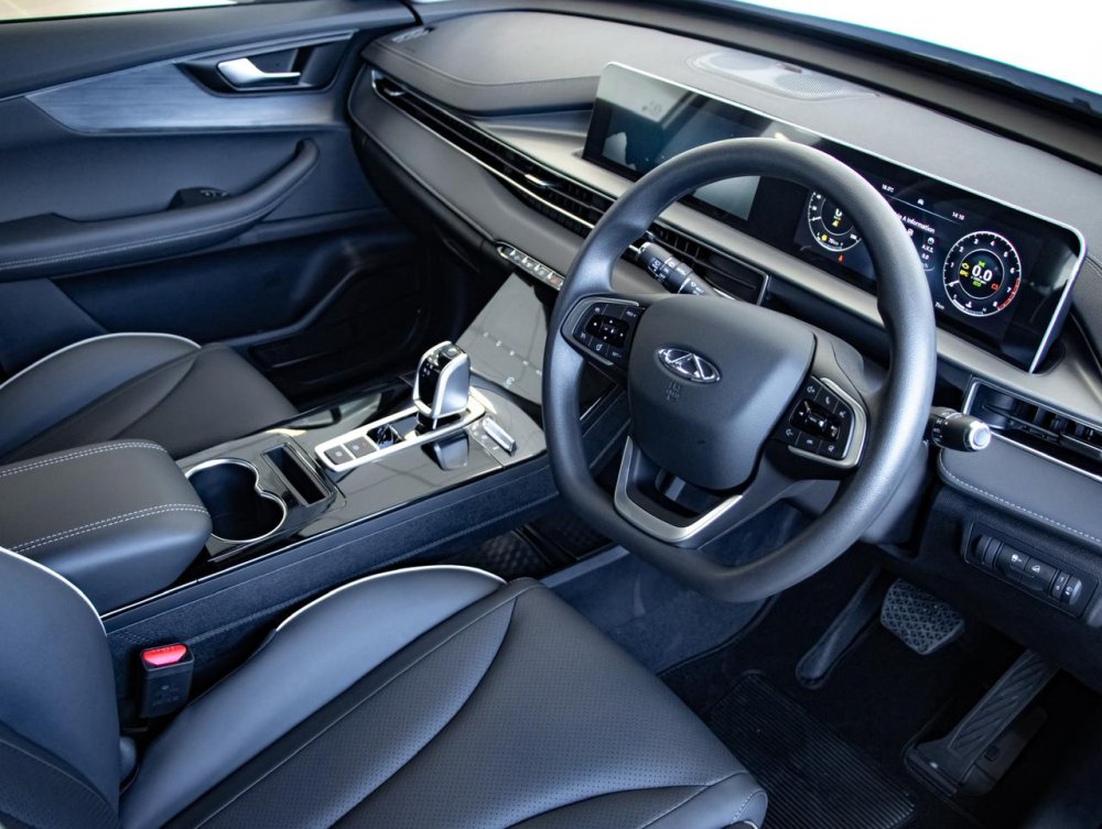 Photo 10 of 27