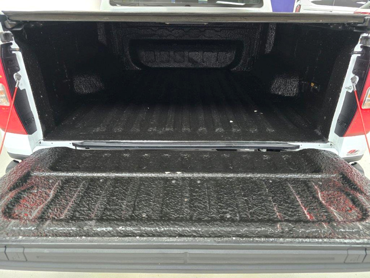 Photo 9 of 18
