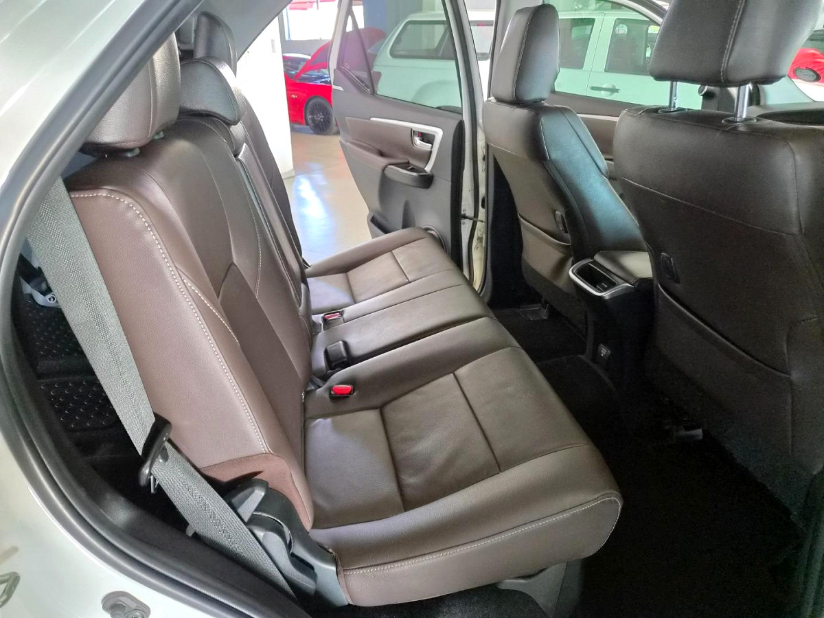 Photo 22 of 27