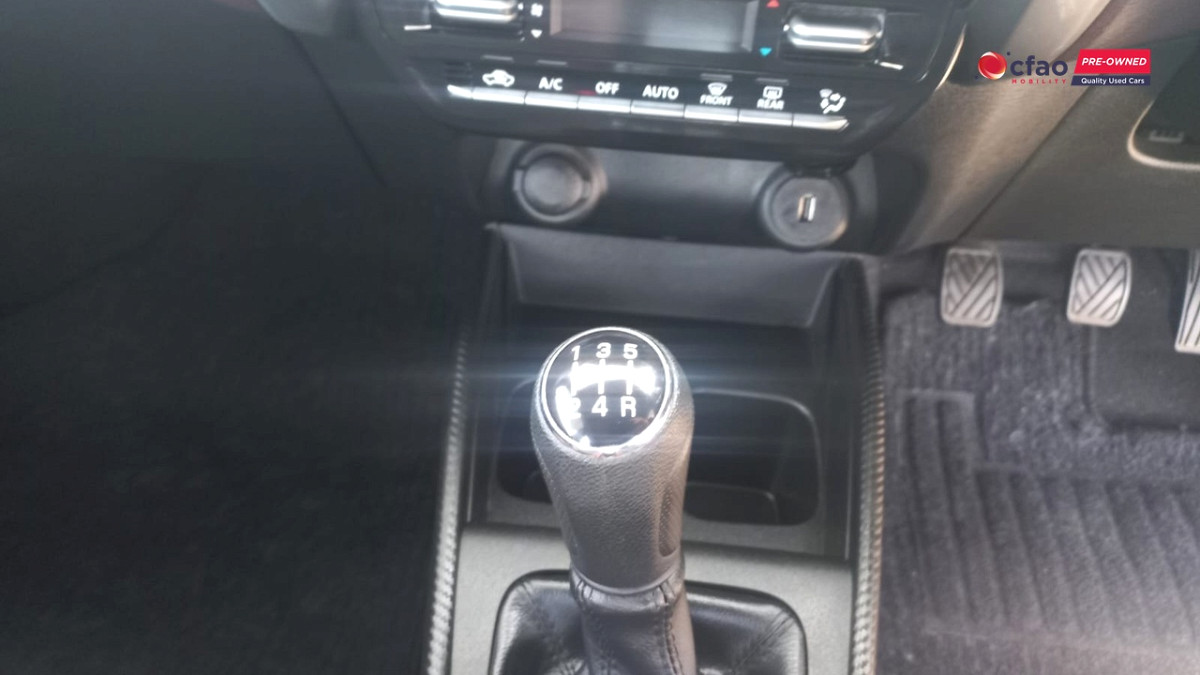 Photo 14 of 21