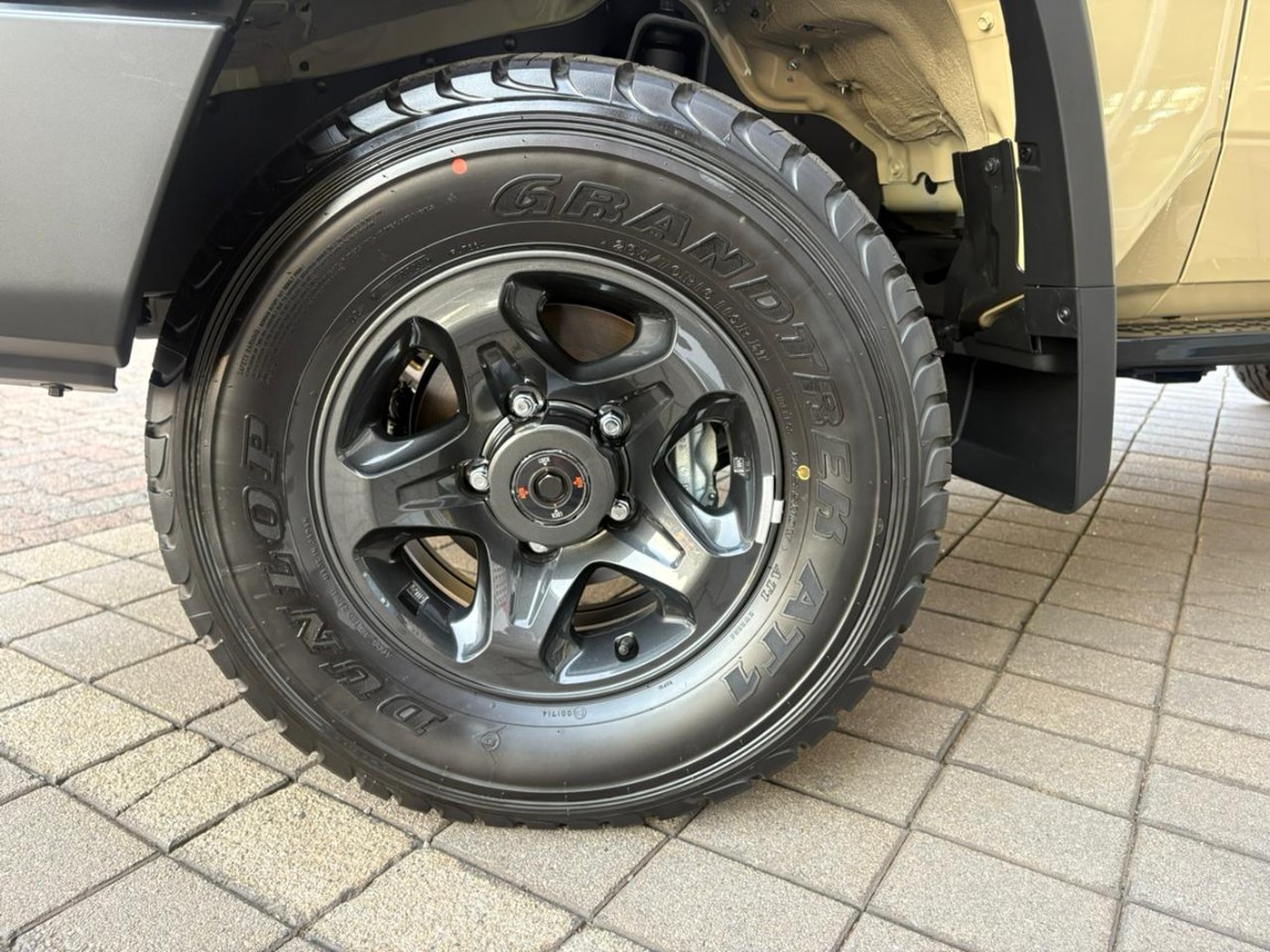 Photo 15 of 21