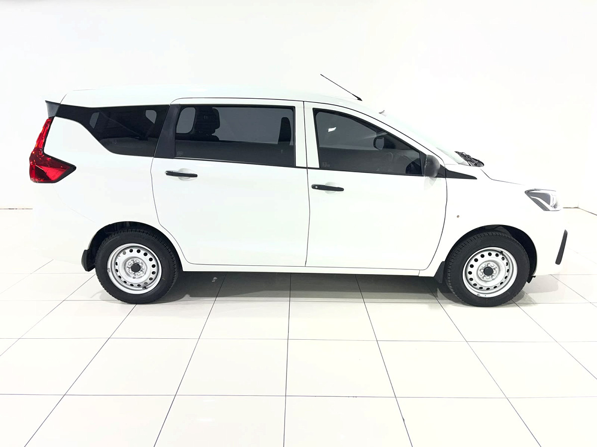 Photo 7 of 24