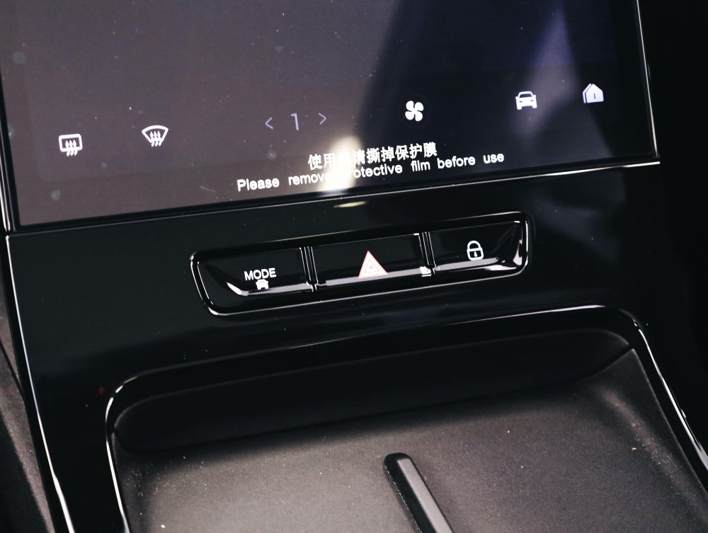 Photo 13 of 24