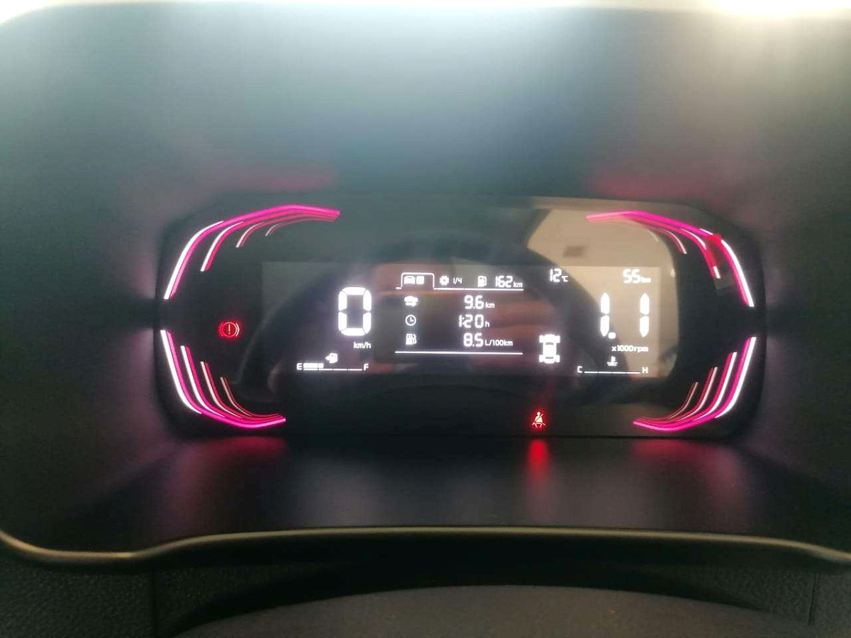 Photo 13 of 20