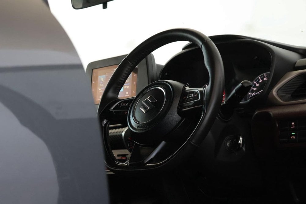 Photo 21 of 26