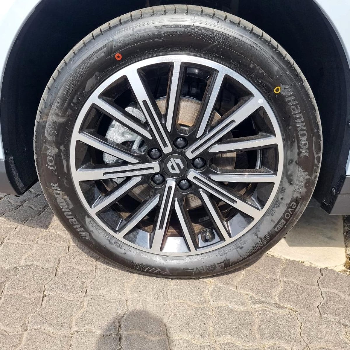 Photo 9 of 29