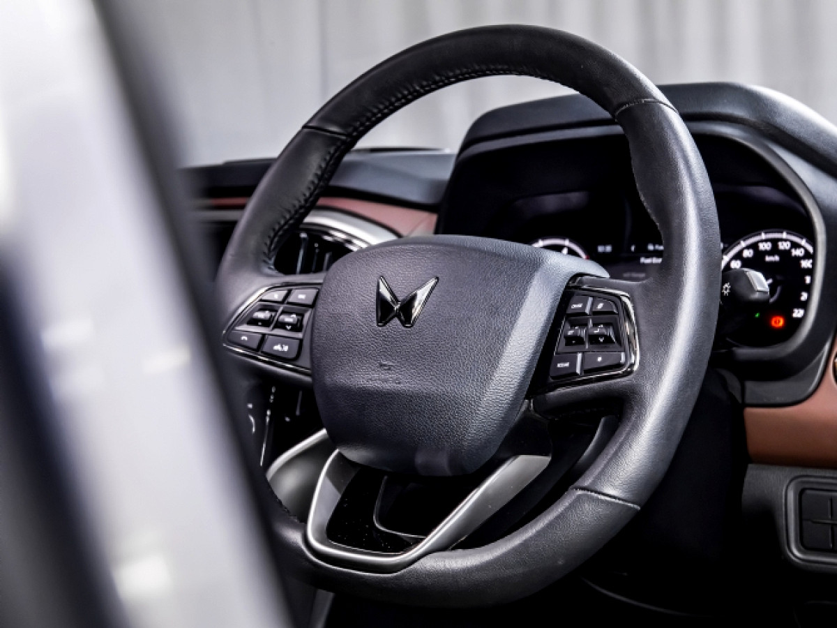 Photo 8 of 15