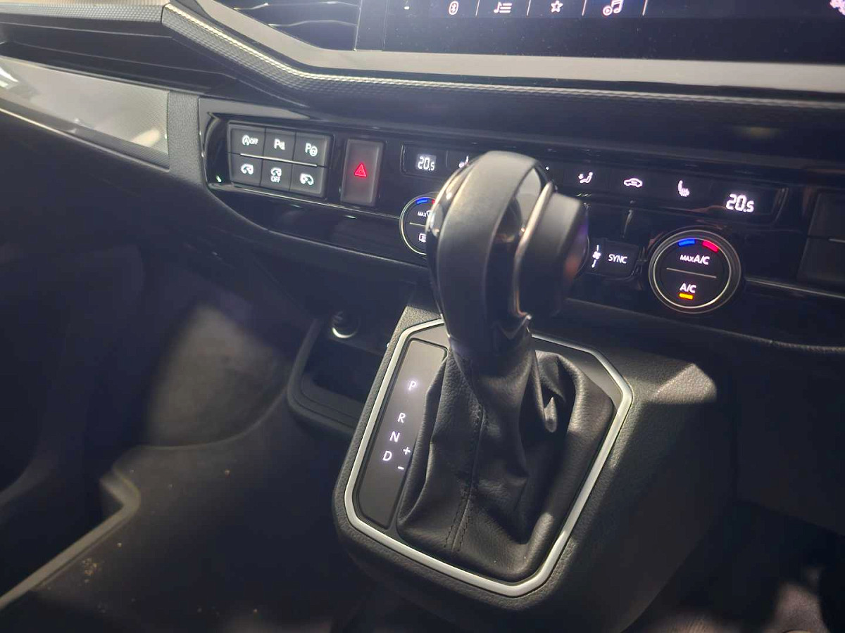 Photo 13 of 20