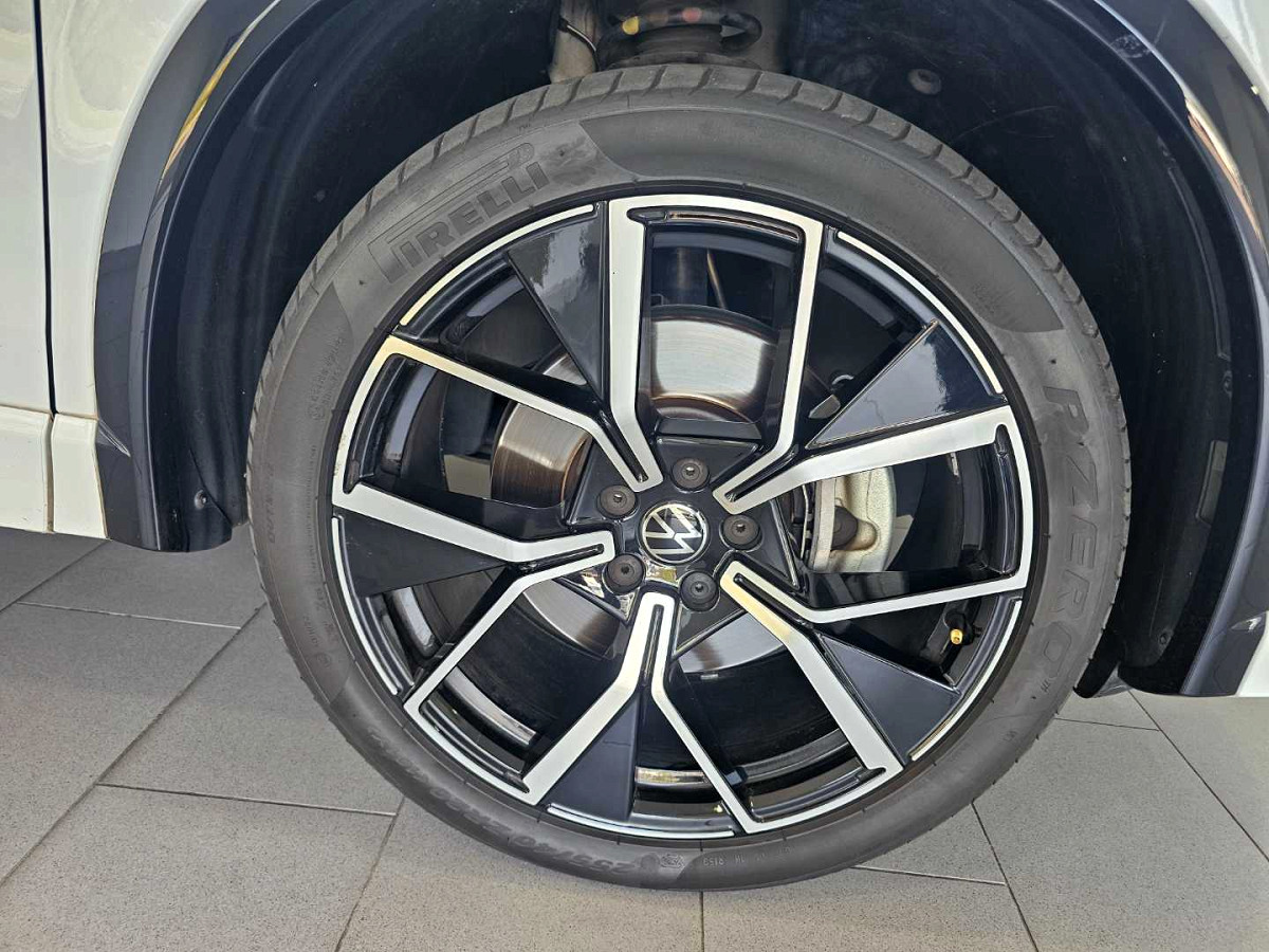 Photo 17 of 20