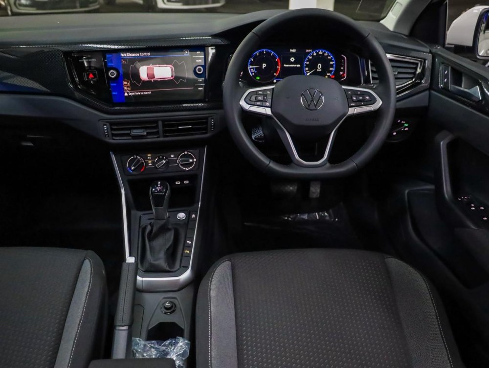Photo 11 of 21