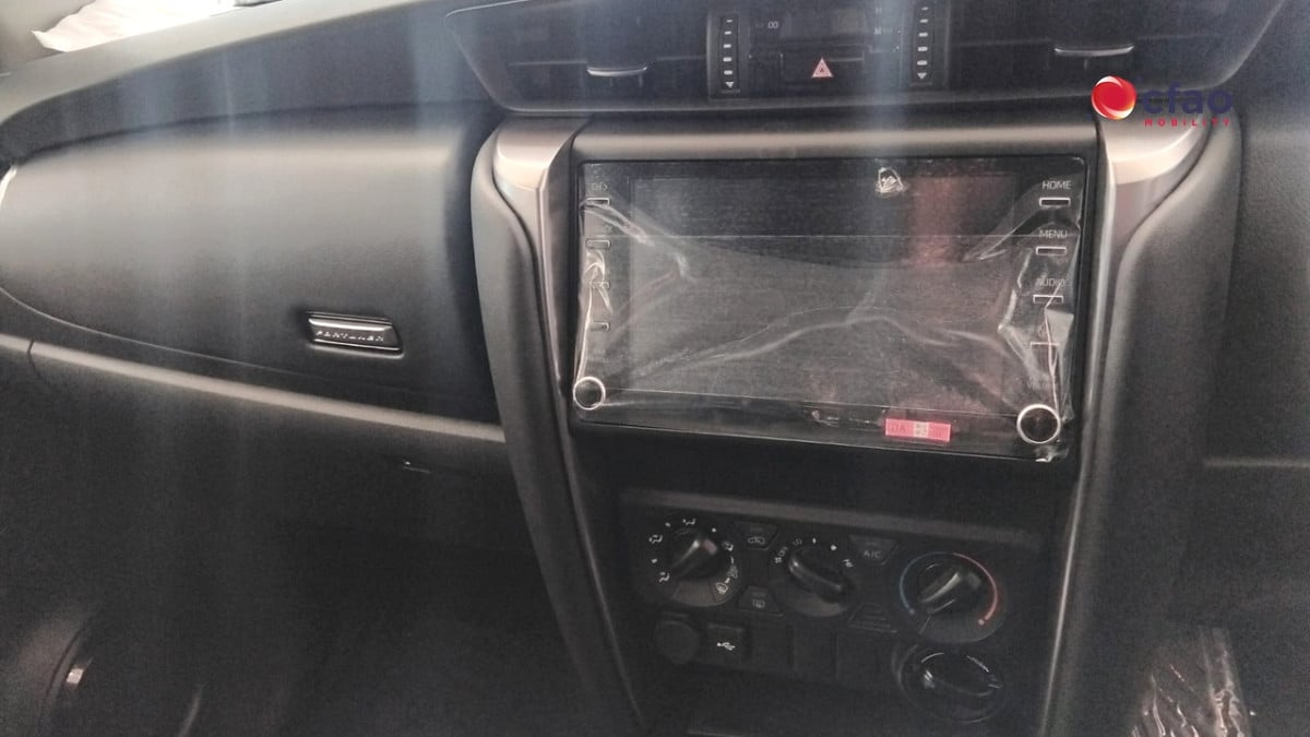 Photo 7 of 14