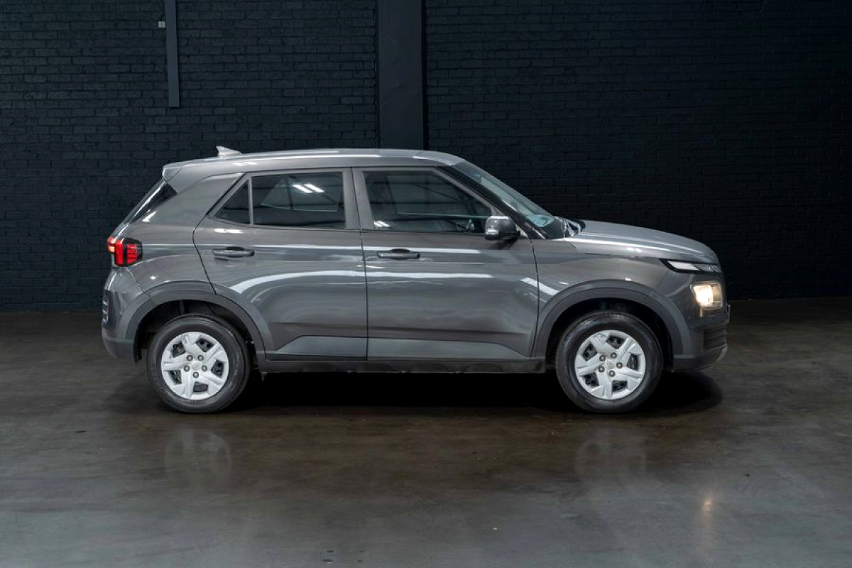 Photo 5 of 25