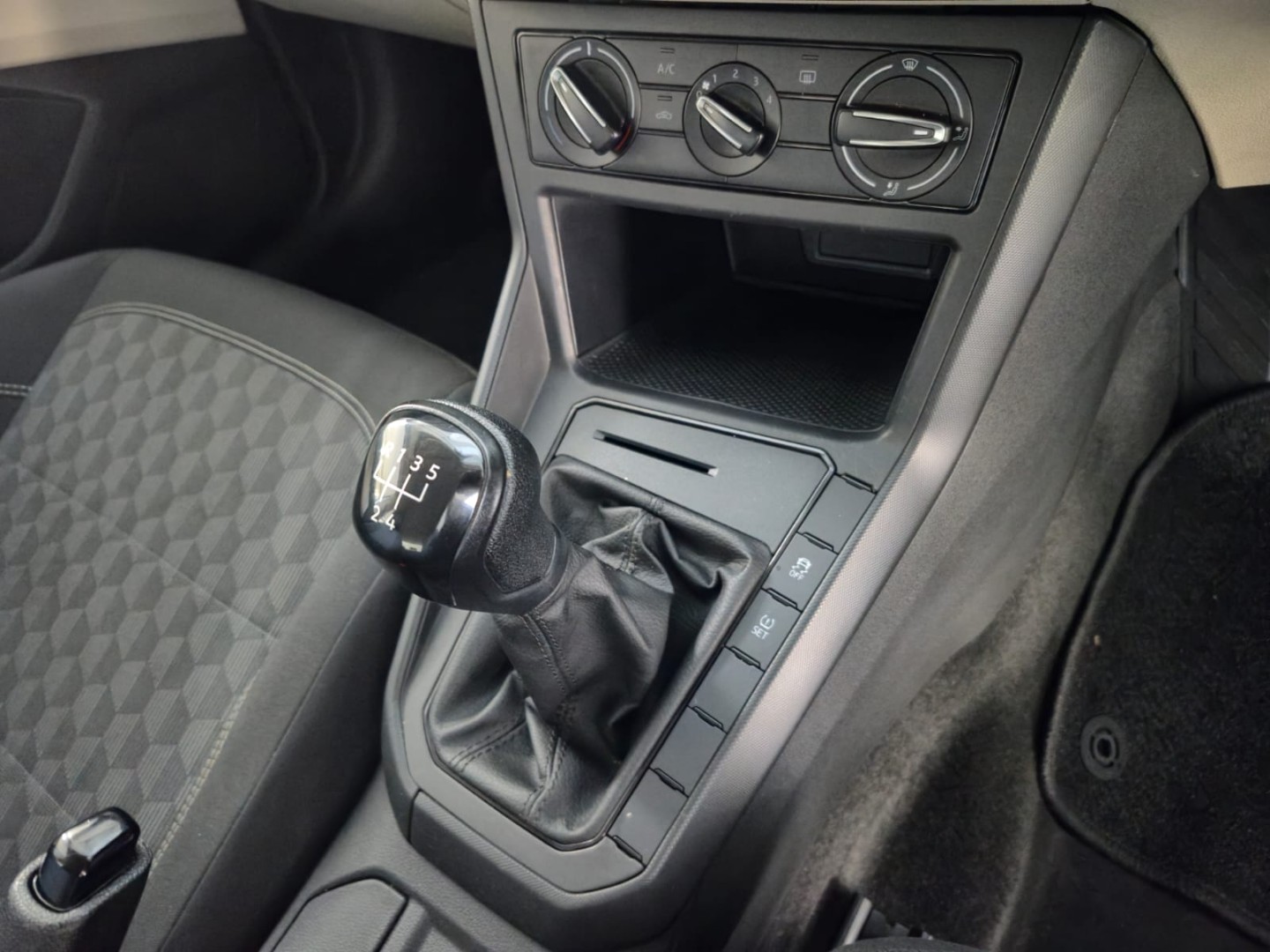 Photo 11 of 16