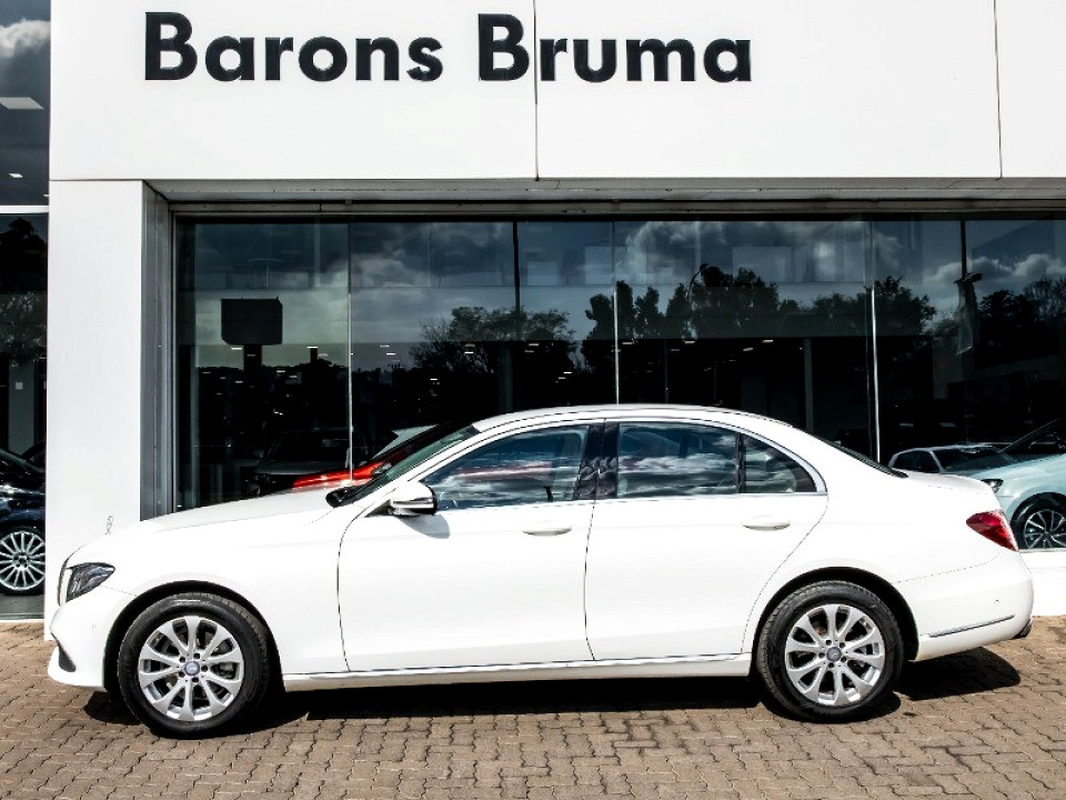 Photo 4 of 20