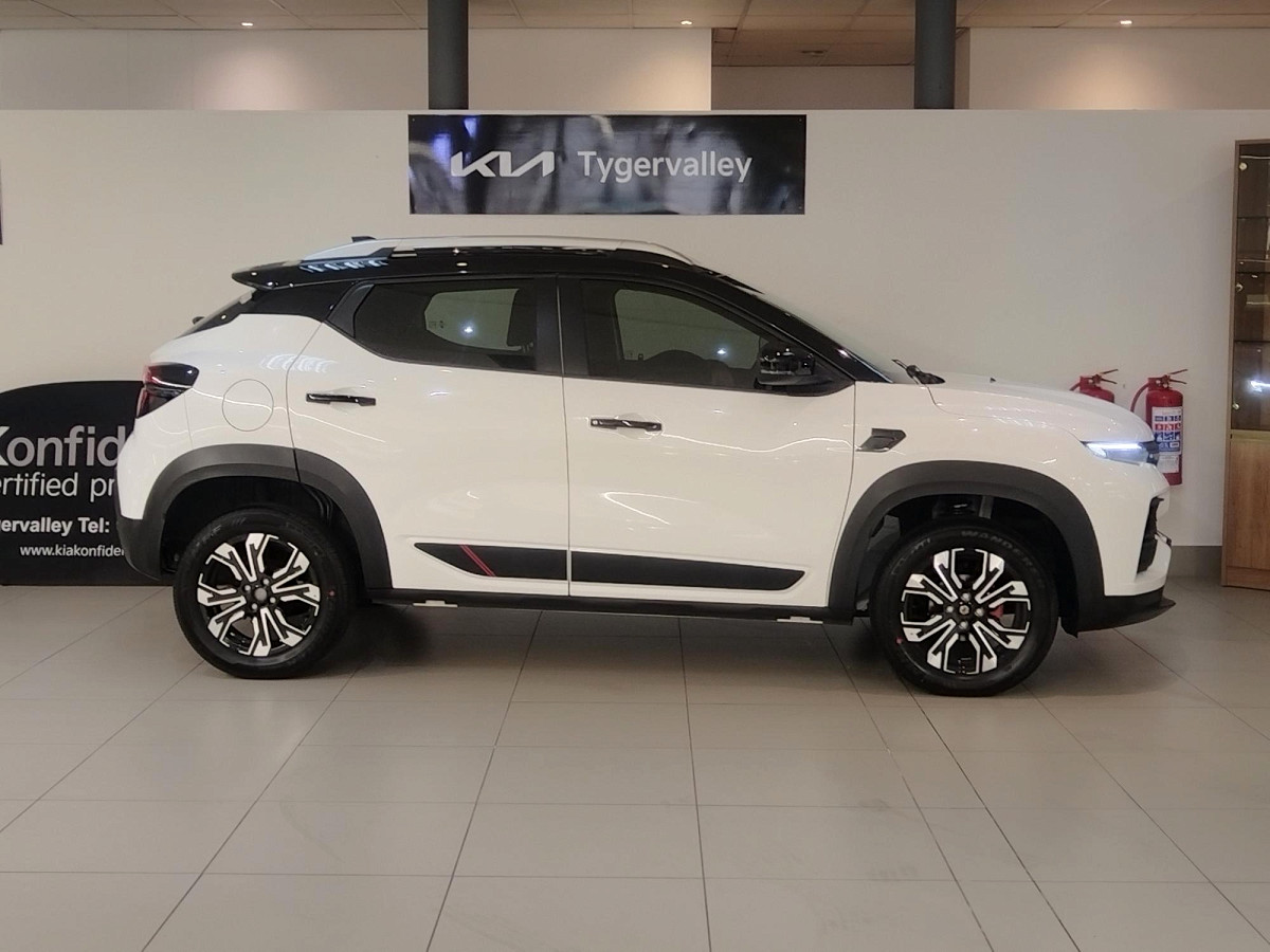 Photo 4 of 14
