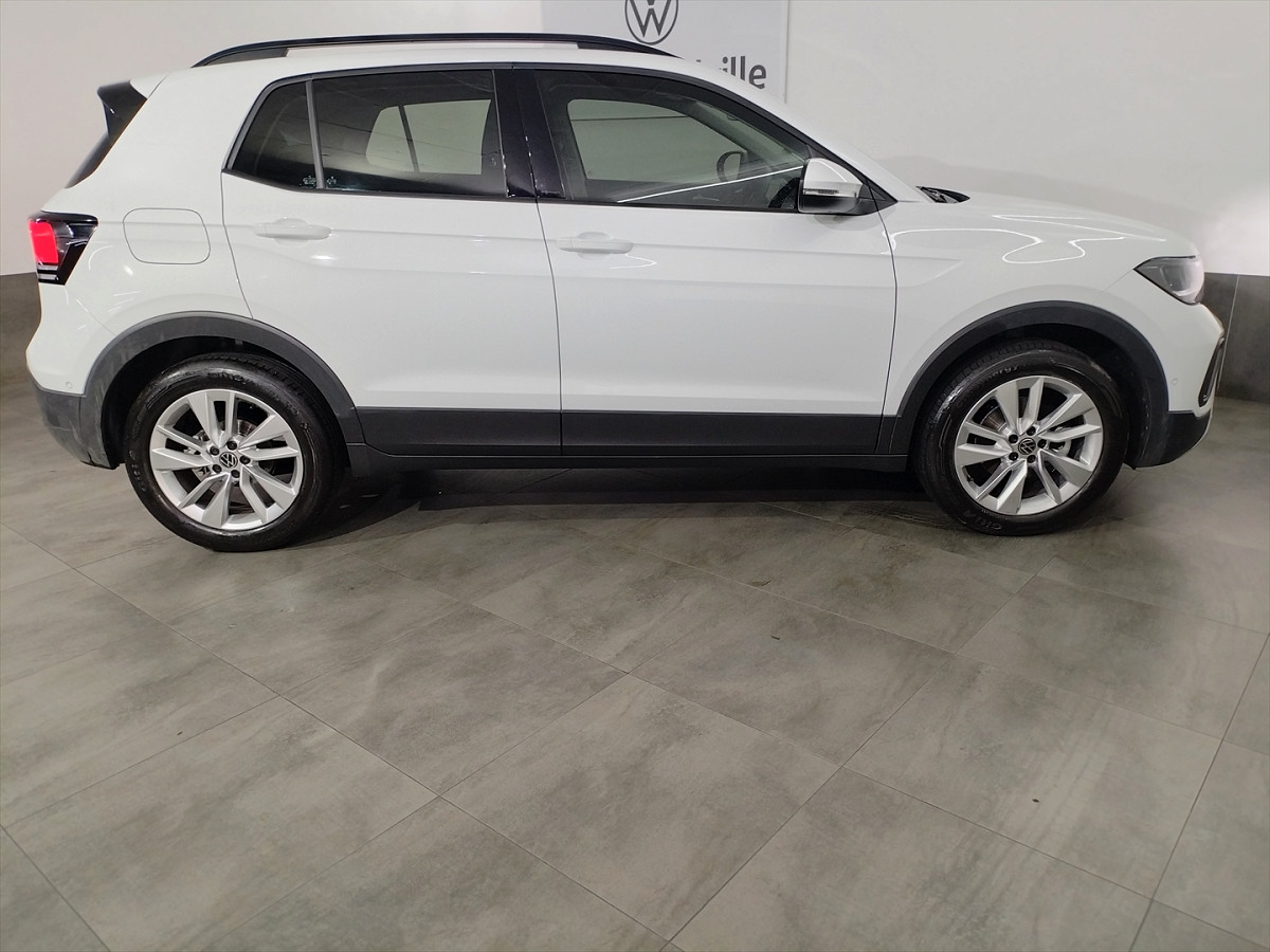 Photo 13 of 15