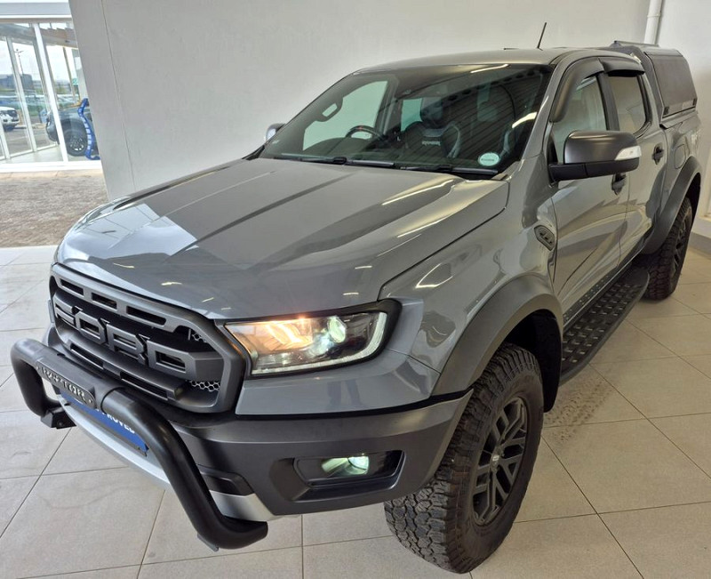 Photo 3 of 28