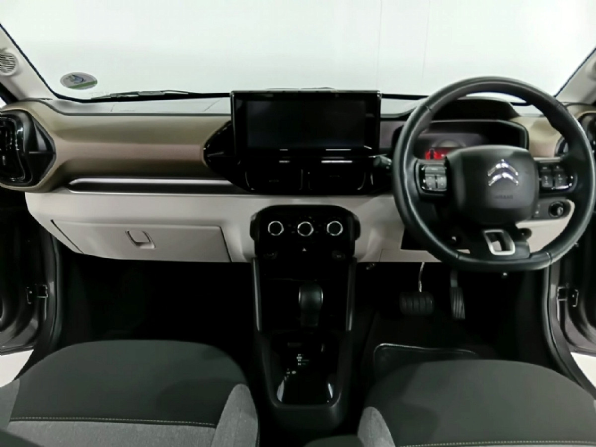 Photo 11 of 14