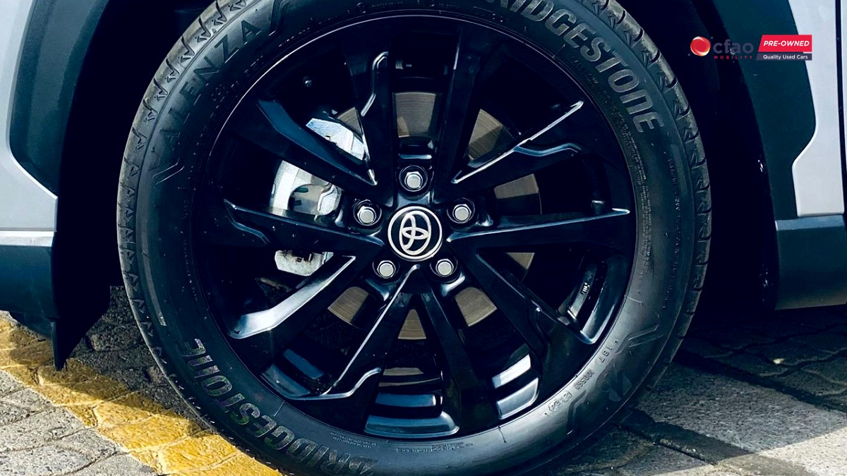 Photo 3 of 13