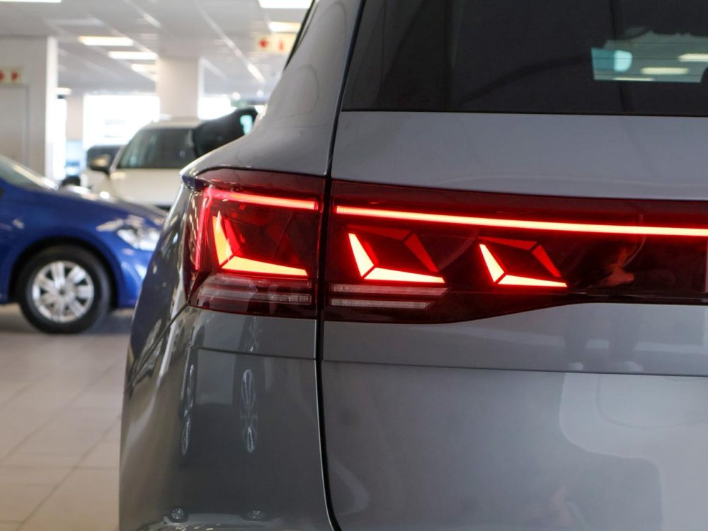 Photo 11 of 35