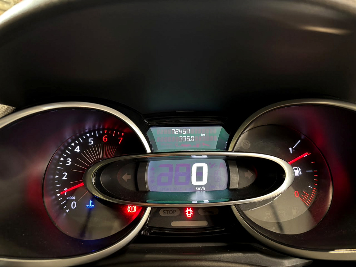 Photo 11 of 16