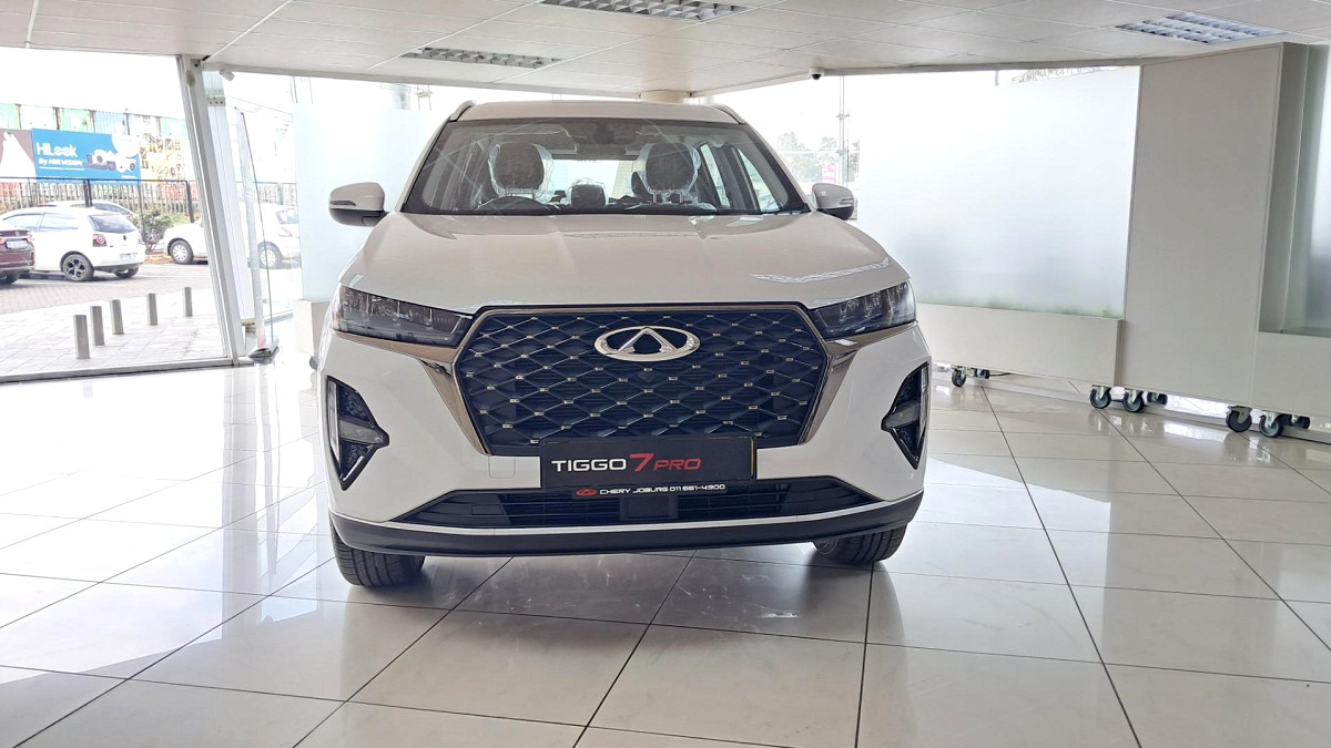 Photo 7 of 18
