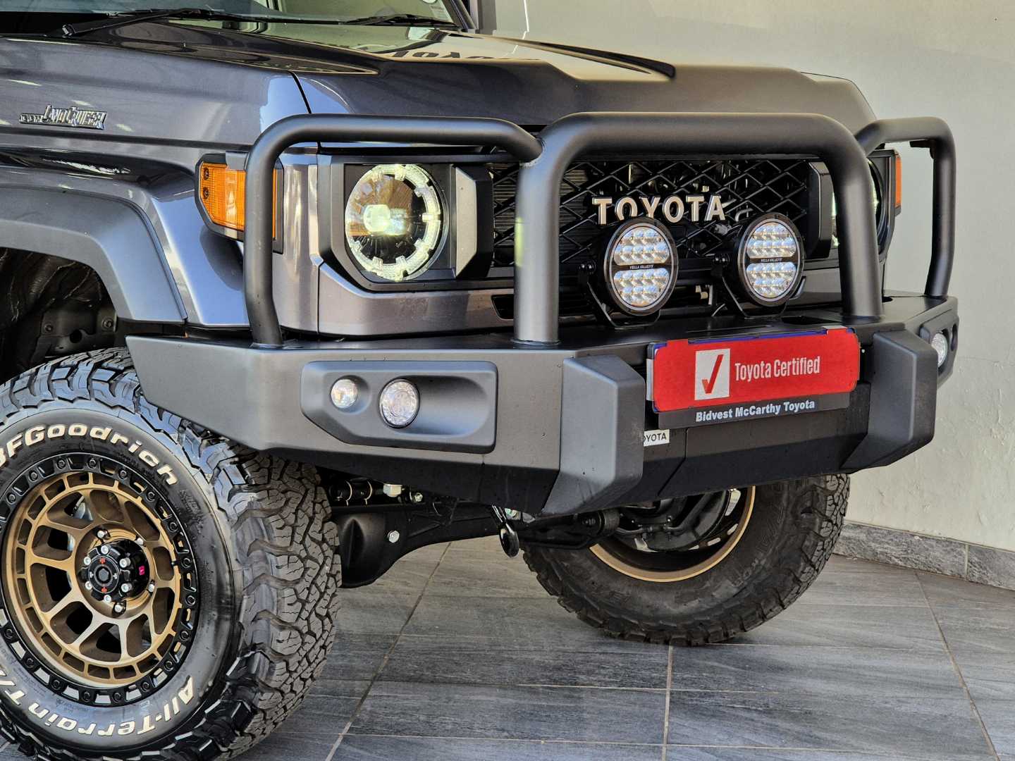 Photo 9 of 23